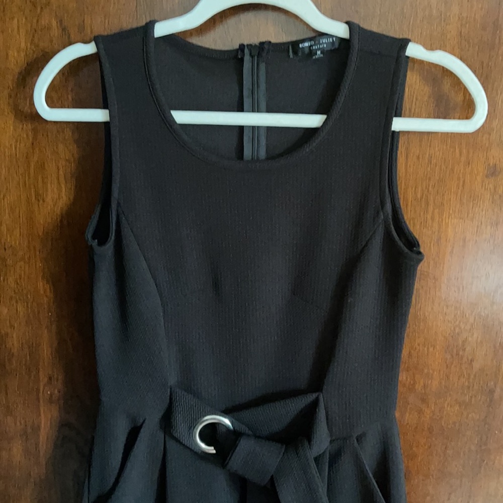 [Romeo + Juliet] Sleeveless Belted Wide Leg Jumper